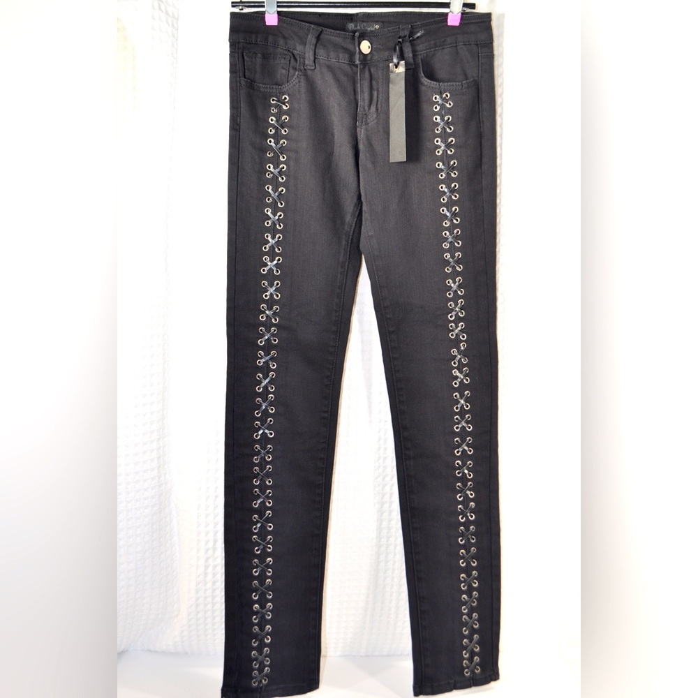 NWT Black Crystal Jeans With Black Leather Crisscross Design. Women’s Size 7